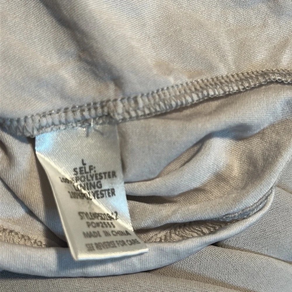 Piper & Scoot Embroidered Maxi Dress 🤍 - Picture 6 of 6